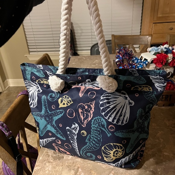 sun & sky Handbags - Beach bag